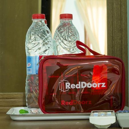 Reddoorz Near Raya Semer Canggu  Bagian luar foto